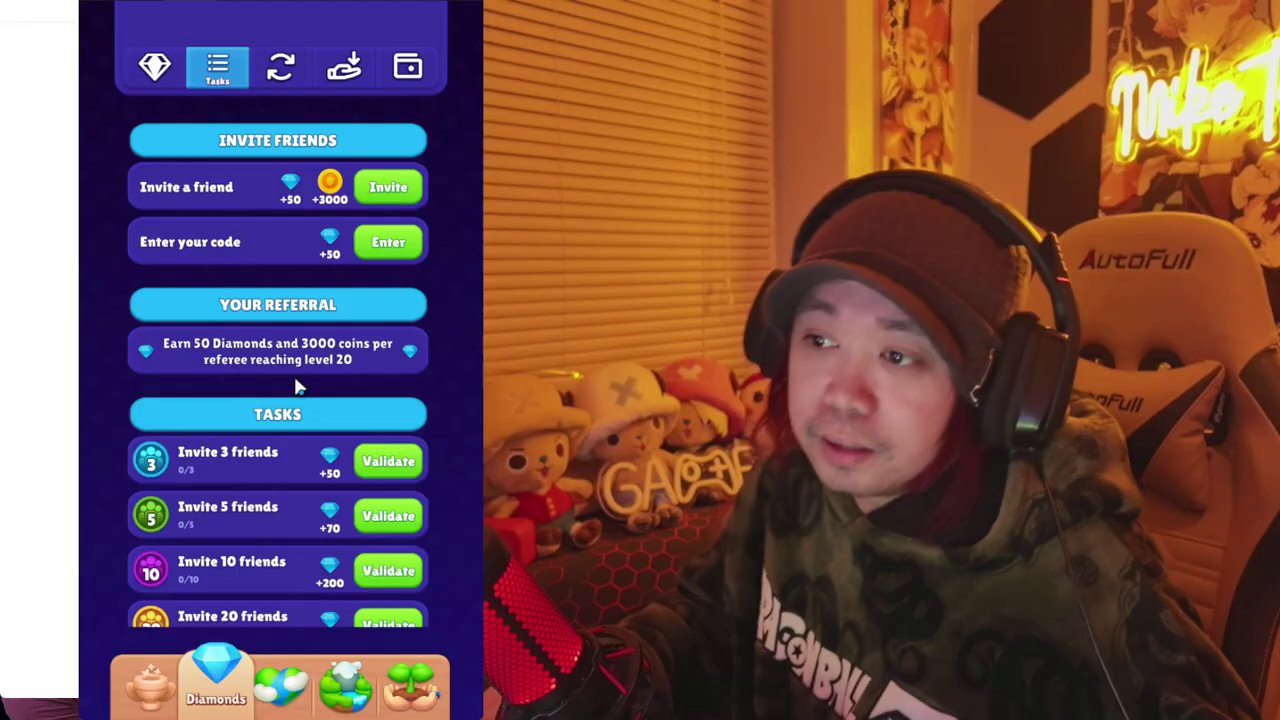 A view of the in-game crafting interface, showing the option to craft different tiers of diamonds, including the coveted Pink Diamond.