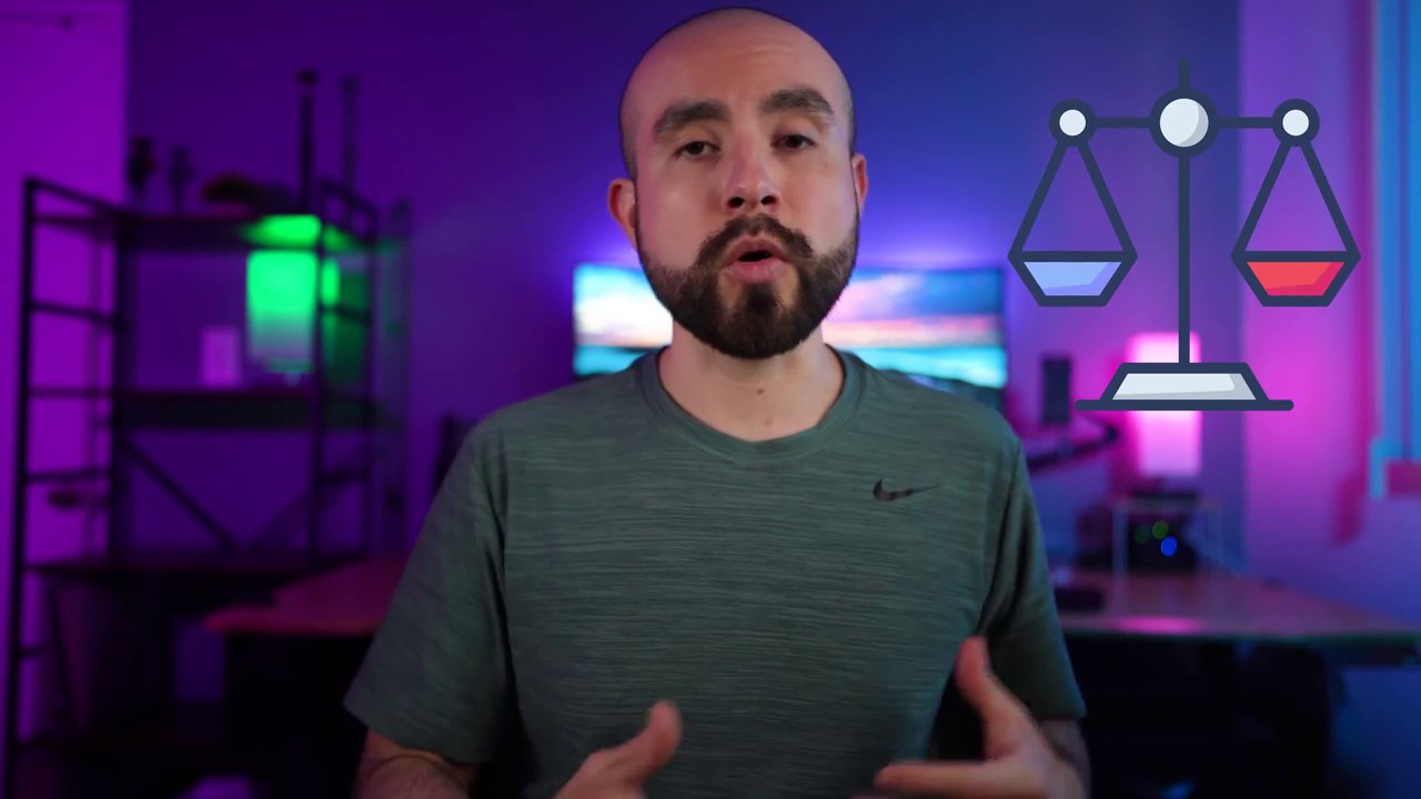 The Crypto.com website's reward calculator tool in use, showing input fields for coin type, amount, and term to estimate annual and weekly earnings.